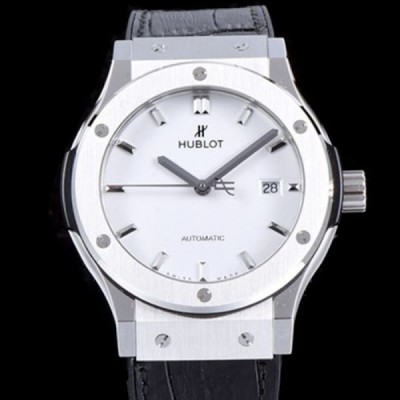 위블로(HUBLOT)클래식퓨전 542.NX.2611.LR