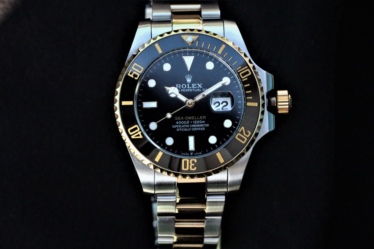 로렉스 레플리카 시계 (ROLEX)씨-드웰러(sea-Dweller) 오이시터스틸 옐로우 골드 콤비