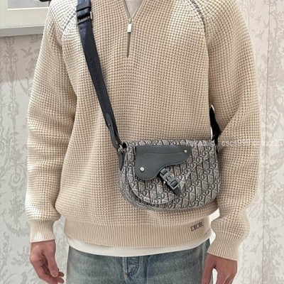 디올 반집업 니트 긴팔 레플리카 미러급 SA급 S급 고퀄리티 의류 [남성]