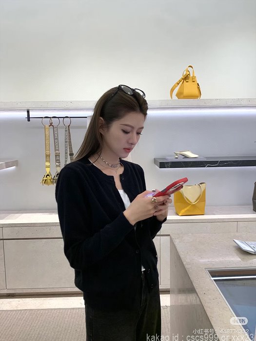 미우미우 가디건 레플리카 미러급 SA급 S급 고퀄리티 의류 [여성]