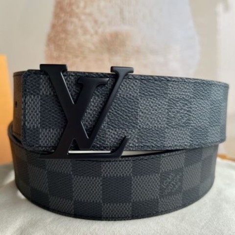 루이비통 LV 이니셜 다미에 클램프 벨트 40mm 2컬러 블랙 레플리카 미러급 SA급 S급 고퀄리티  [남성] - best