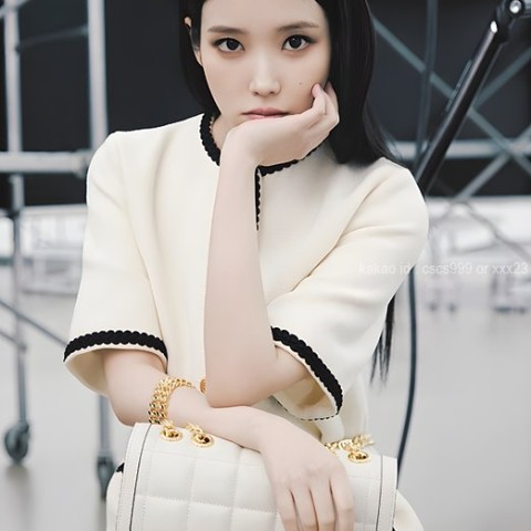 [아이유 PICK] 구찌 데코 스몰 숄더백 레플리카 미러급 SA급 S급 고퀄리티 셀럽 가방 [여성]