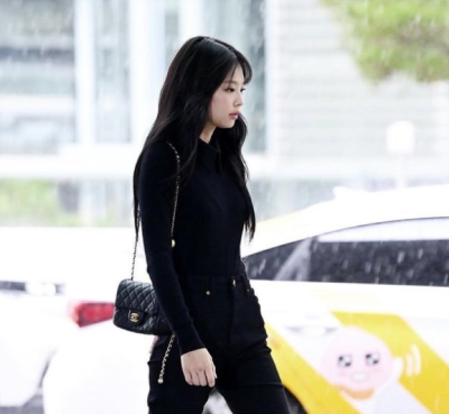 [제니 PICK] 샤넬 체인 골든볼 쁘띠삭 램스킨 숄더백 블랙 금장 레플리카 미러급 SA급 S급 고퀄리티 셀럽 가방 [여성]