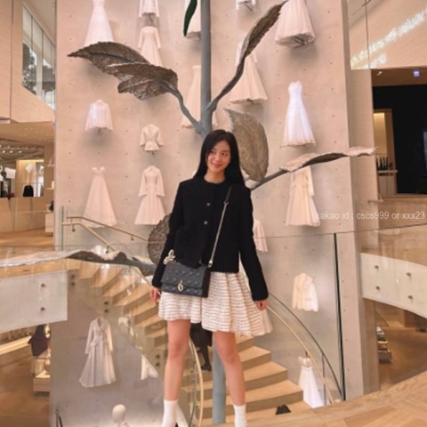 [지수 PICK] 디올 MISS DIOR 탑 핸들백 블랙 크로스백 레플리카 미러급 SA급 S급 고퀄리티 셀럽 가방 [여성]