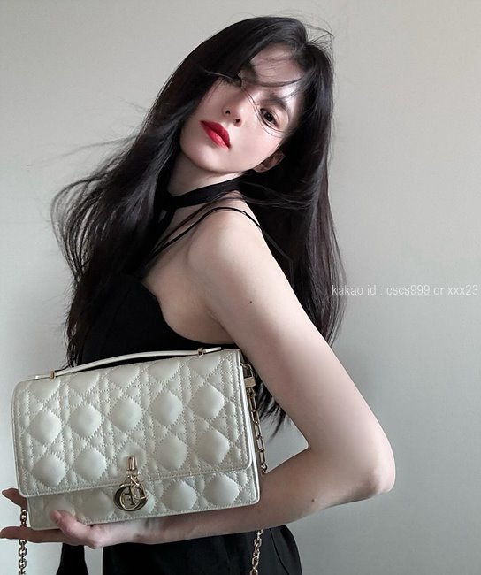 [한소희 PICK] 디올 MISS DIOR 탑 핸들백 숄더백 크로스백 레플리카 미러급 SA급 S급 고퀄리티 셀럽 가방 [여성]