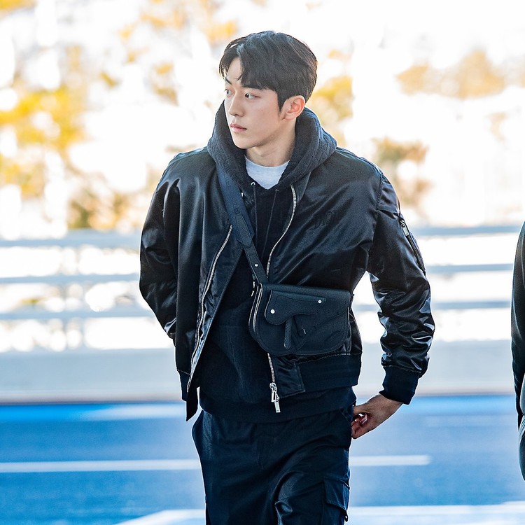 디올 새들 숄더 스트랩 파우치백 레플리카 미러급 SA급 S급 고퀄리티 셀럽 가방 [남성여성공용]