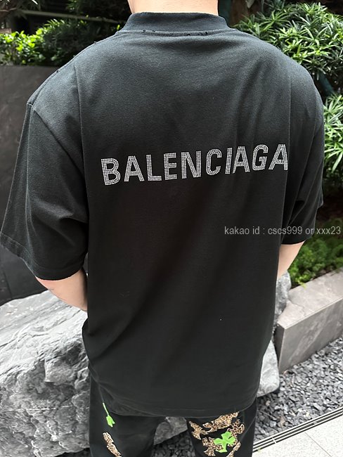 발렌시아가 반팔 라운드 티셔츠 레플리카 미러급 SA급 S급 고퀄리티 의류 [남성여성공용]
