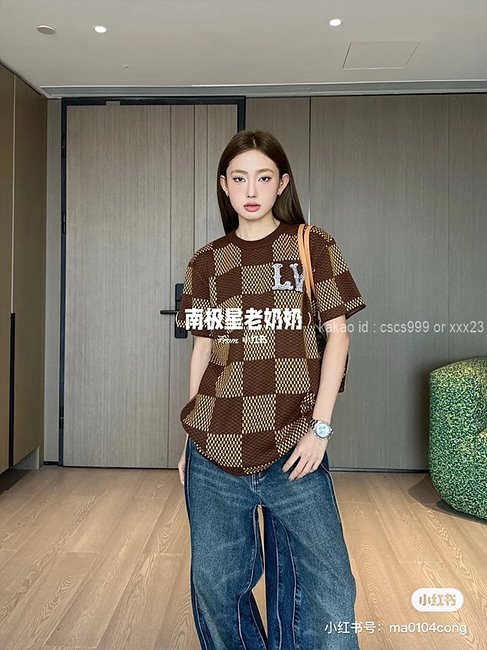 루이비통 반팔 라운드티셔츠 레플리카 미러급 SA급 S급 고퀄리티 하이엔드 최상급 의류 [남성여성공용]