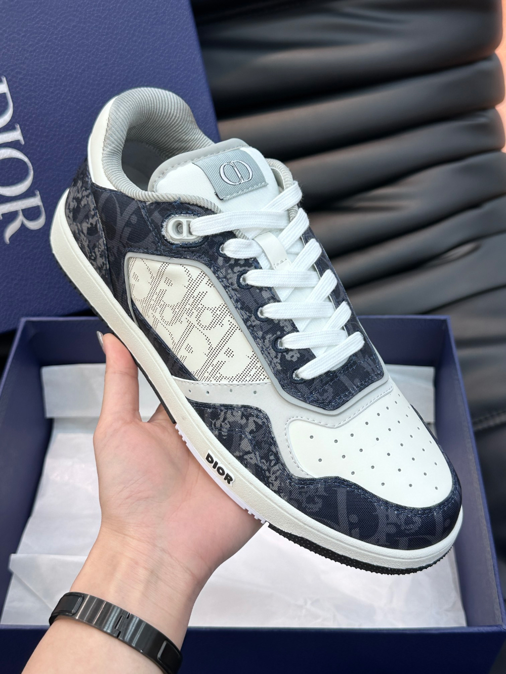 디올 레플리카 B27 로우탑 스니커즈 화이트블랙 미러급 SA급 S급 고퀄리티 신발 best [남성여성공용]