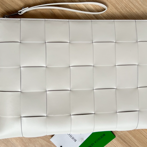 보테가베네타 인트레치아토 클러치 레플리카 미러급 SA급 S급 고퀄리티  [남성여성공용] 최상급 하이엔드 - best