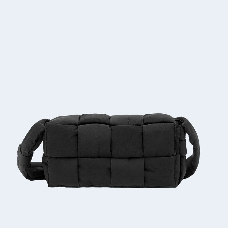 보테가베네타 블랙 패디드 카세트백 레플리카 미러급 SA급 S급 고퀄리티 가방 숄더백 [남성여성공용] best