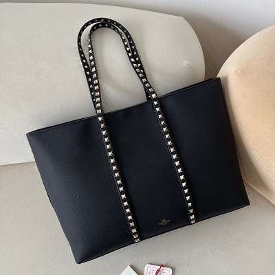 발렌티노 가라바니 락스터드 그레인 송아지 가죽 쇼퍼백 VE-5W0B0R04 토트백 (3 color) 레플리카 미러급 SA급 S급 고퀄리티 가방 [여성] 최상급 하이엔드 - best