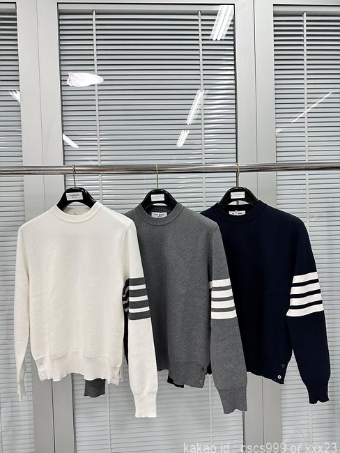 톰브라운 니트 레플리카 미러급 SA급 S급 고퀄리티  [남성여성공용] - best