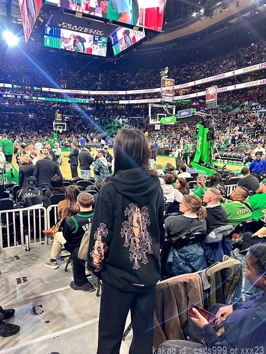 크롬하츠 긴팔 후드 집업 레플리카 미러급 SA급 S급 고퀄리티 [남성여성공용] - best