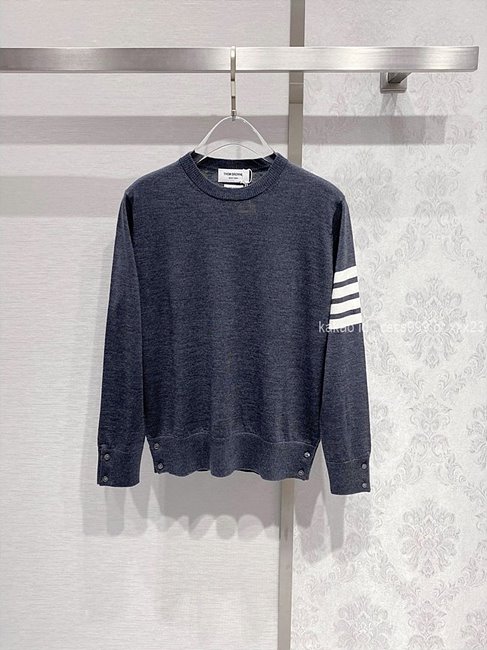 톰브라운 긴팔 라운드 니트 레플리카 미러급 SA급 S급 고퀄리티 의류 [남성여성공용] 최상급 하이엔드 - best