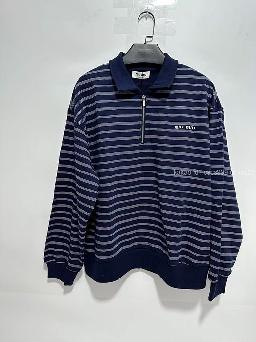 2025.12.18_[최ㅇㅇ 고객님 주문제품 검수사진] 미우미우 긴팔 카라 반집업 니트티 레플리카 미러급 SA급 S급 고퀄리티 하이엔드 최상급