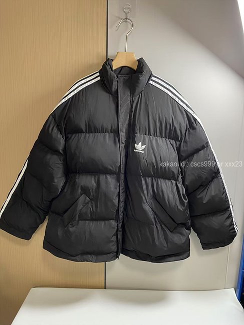 2026.01.10_[우ㅇㅇ 고객님 주문제품 검수사진] 발렌시아가X아디다스 콜라보 패딩 레플리카 미러급 SA급 S급 고퀄리티 하이엔드 최상급 점퍼