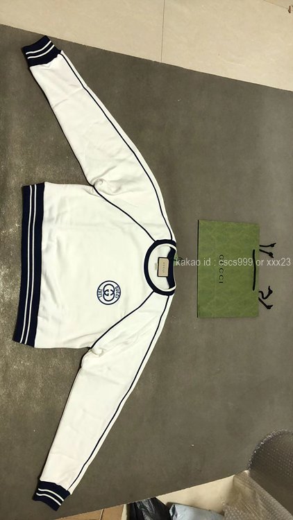 2026.03.13_[류ㅇㅇ 고객님 주문제품 검수사진] 구찌 긴팔 라운드티셔츠 레플리카 미러급 SA급 S급 고퀄리티 하이엔드 최상급 이미테이션 맨투맨